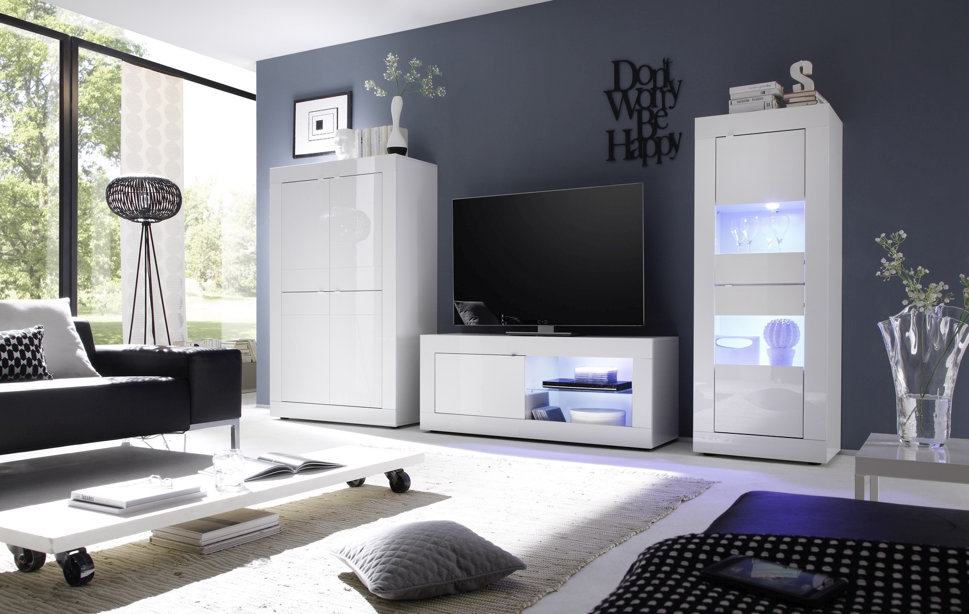 Atraktivní bílé obývací sestavy - model BASICO
