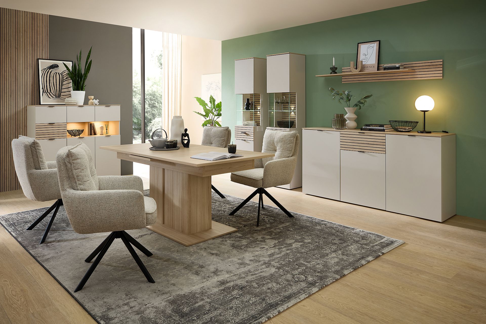 Nábytek do obývacího pokoje a jídelny ALBA II._ sestava "dining room"_ ilustrační foto s jídelními křesly_ jídelní křesla nejsou součástí sestavy_ foto s dekoracemi_ obr. 3 Nábytek do obývacího pokoje a jídelny ALBA II._ sestava "dining room"_ ilustrační foto s jídelními křesly_ jídelní křesla nejsou součástí sestavy_ foto s dekoracemi_ obr. 3