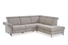 Sedací souprava ANNETTE 1074_ sestava "90038"_ rohové rozměry zleva 278 x 232 cm_ polohovatelné opěrky hlavy ve standardu_ ostatní volitelné funkce a příslušenství za příplatek_ v látce Milano greige_ obr. 21 Sedací souprava ANNETTE 1074_ sestava "90038"_ rohové rozměry zleva 278 x 232 cm_ polohovatelné opěrky hlavy ve standardu_ ostatní volitelné funkce a příslušenství za příplatek_ v látce Milano greige_ obr. 21