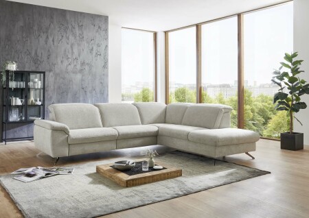 Sedací souprava LIBERO_ sestava 3LKV-1,5KOGRKV_ rozměry sestavy zleva 293 x 245 cm_ výška 83-108 cm_ polohovatelné opěrky hlavy ve standardu_ ostatní volitelné funkce za příplatek_ v látce Famosa natur (lát. skupina D)_ obr. 14