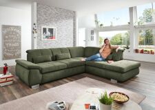 Sedací souprava PUSH_ sestava 3LST-SE-1,5STAhoR_ rozměry sestavy zleva 315 x 260 cm_ výška 85-100 cm_ nastavení hloubky sedu ve standardu_ ostatní volitelné funkce za příplatek_ v látce Nemo moos_ foto s modelem_ obr. 3 Sedací souprava PUSH_ sestava 3LST-SE-1,5STAhoR_ rozměry sestavy zleva 315 x 260 cm_ výška 85-100 cm_ nastavení hloubky sedu ve standardu_ ostatní volitelné funkce za příplatek_ v látce Nemo moos_ foto s modelem_ obr. 3