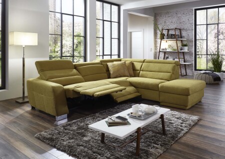 Sedací souprava REGIS_ sestava 3L-1,5KOGR_  rozměry sestavy zleva 295 x 245 cm_ volitelné funkce a polštáře za příplatek_ v látce Gina bambus_ obr. 28