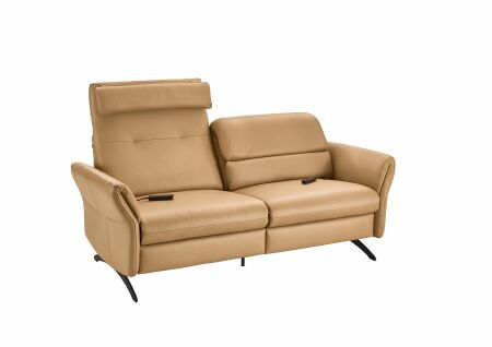 Model ESPERANZA 5031_ ukázka 2,5sedu s příplatkovou motorickou funkcí RELAX_ v kůži Mercury hönig (skup. J)_ šikmý pohled_ vyklopené zádové opěradlo_ obr. 12
