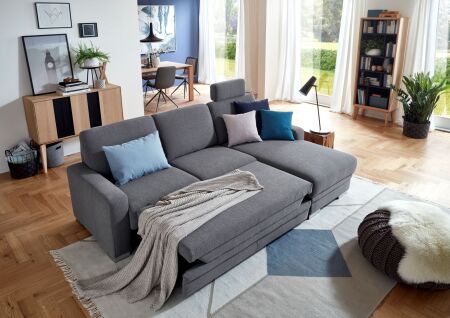 Sedací souprava MODENA 1040_ sestava typů 2501 + 6023_ ukázka funkce na spaní - výklopného lůžka_ volitelná funkce za příplatek_ v látce Trend grey_ obr. 3