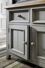 Obývací a jídelní nábytek ANTIC grey_detail provedení_obr. 37 Obývací a jídelní nábytek ANTIC grey_detail provedení_obr. 37