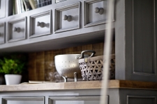 Obývací a jídelní nábytek ANTIC grey_detail provedení_obr. 48 Obývací a jídelní nábytek ANTIC grey_detail provedení_obr. 48