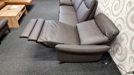 Sofa 3-sed SEVILLA 3620_ š/v/h:  282 x 108 x 94 -174 cm_ 2x  2-motorová polohovací funkce RELAX s mechanismem "srdeční váhy"_  v kůži Dickleder braun_ foto prodejna_ obr. 16