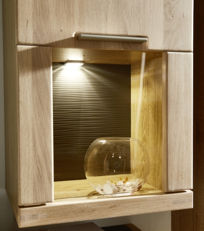 Obvac a jdeln nbytek BASE_detail zadn strukturovan plochy u vitrin_obr. 12