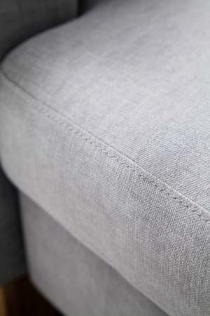 Detail standardního švu v látce Vintage platin_obr. 12