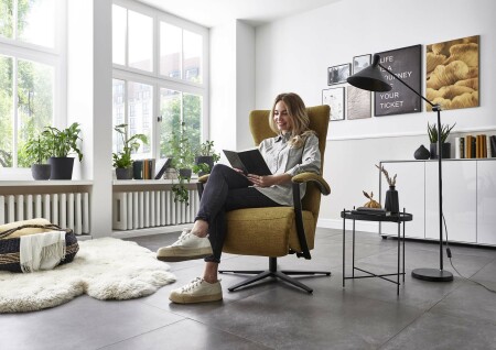 Relaxační křeslo COMFORT-FLEXX_ konfigurace A4_1DRF-V_ v látce Calido curry_ obr. 5