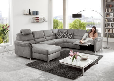 Sedací souprava DAKOTA_ sestava CanMoL_2,5EL_RERR_WA1L2,5RWFAR_ rohové rozměry zleva 173 x 330 x 262 cm_ výška 89/92 cm_ výška s opěrkou hlavy 109-112 cm_ v látce Ledaro-alu_ volitelné funkce za příplatek_ foto s modelem_ obr. 1