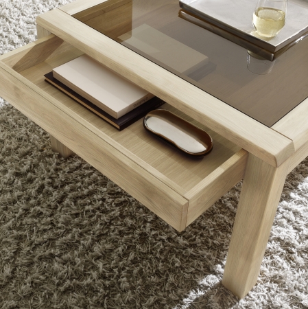 Celomasivní dubový nábytek DELGADO_detail zásuvky u konferenčního stolu_obr. 37