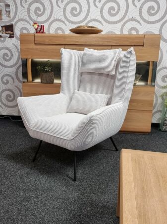 Křeslo ELLEN_ s ledvinovým a hlavovým polštářem_ v látce Cord nature_ foto prodejna_  obr. 3