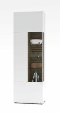 Nábytek do obývacího pokoje FREMONT_ vitrína 40 C5 HW 01_ levá varianta_ rozměry š/v/h_ 65/201/40 cm_ volitelné LED osvětlení_ obr. 5