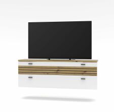 Nábytek do obývacího pokoje FREMONT_ závěsný TV-lowboard 40 C5 HW 32_ rozměry š/v/h_ 150/53/40 cm_ foto s dekorací_ obr. 4
