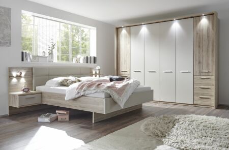 Ložnicový nábytek PORTO_ šatní skříň 6-ti dveřová s okrasným rámem a LED osvětlením + postelový komplet s nočními stolky a LED osvětlením_ obr. 1