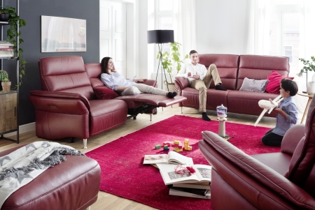 Sedací souprava MONACO 3613_sestava 3-sedák pevný-1,5sed medium s podr. vlevo a 1,5sed medium s područkou vpravo + volitelná funkce RELAX_v kůži Mercury red_obr. 2