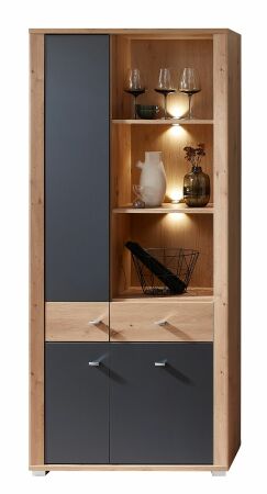 Nábytek do obývacího pokoje a jídelny GATE_ regálová skříňka 10 P3 HG 01_ rozměry š/v/h_ 86/193/38 cm_ čelní pohled_ včetně LED osvětlení_ foto s dekorací_ obr. 6