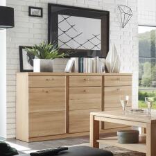 Nábytek do obývacího pokoje a jídelny TERANO II._ sideboard 40 52 14 49_ rozměry š/v/h_ 158/90/41 cm_ foto s dekorací_ obr. 2