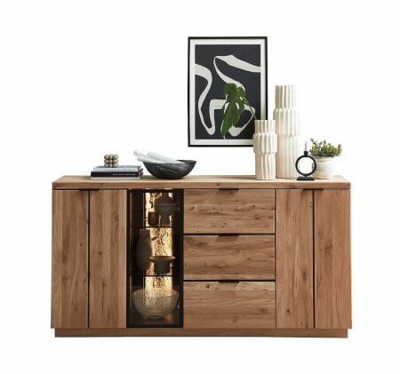 Nábytek do obývacího pokoje ARCANA_ sideboard 42 B9 HH 20_ rozměry š/v/h_ 180/93/48 cm_ čelní pohled_ foto s dekorací_ volitelné LED osvětlení_ obr. 11