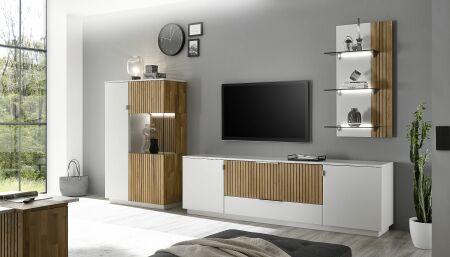 Nábytek do obývacího pokoje FELINO wg_ sestava 40 20 K2-1_ rozměry š/v/h_ 300/204/45 cm_ LED osvětlení jako volitelné příslušenství_ foto s dekorací_ obr. 2