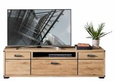 Nábytek do obývacího pokoje GAMMA_ TV element 1X 15 HH 31_ rozměry š/v/h_ 190/54/43 cm_ čelní pohled_ foto s dekorací_ obr. 7