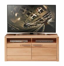 Nábytek do obývacího pokoje NATURA_ TV-spodní díl 12 18 FF 30_ rozměry š/v/h_ 131/58/45 cm_ čelní pohled_ foto s dekorací_ obr. 10
