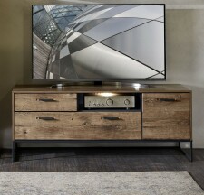 Nábytek do obývacího pokoje RICHMOND_ TV- spodní díl 4T 23 VV 32_ rozměry š/v/h_ 156/62/48 cm_ foto s dekorací_ volitelné LED osvětlení_ obr. 3