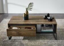 Nábytek do obývacího pokoje RICHMOND_ konferenční stůl 2T 23 VV 02_ rozměry š/v/h_ 115/42/65 cm_ foto s dekorací_ přední strana_ otevřený_ obr. 7