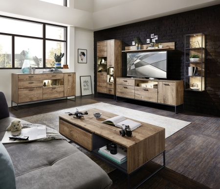 Nábytek do obývacího pokoje RICHMOND_ obývací sestava 4T 23 VV 88 + sideboard 4T 23 VV 23 + konferenční stůl 2T 03 VV 02_ LED osvětlení jako volitelné příslušenství_ foto s dekorací_ obr. 1