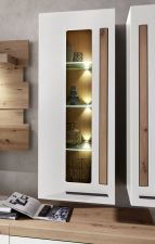 Obývací a jídelní nábytek LAMIA white _ detail závěsné vitriny _obr. 18 Obývací a jídelní nábytek LAMIA white _ detail závěsné vitriny _obr. 18
