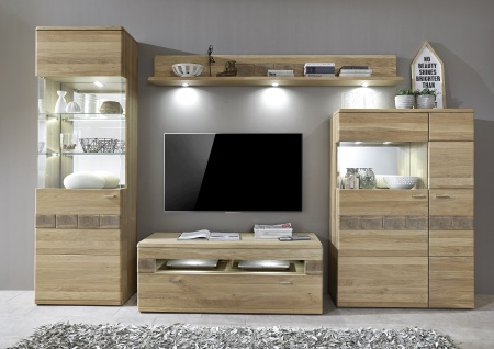 Obývací nábytek NAOMI_ sestava typů vitrína levá 09  + TV-spodní díl malý 01 + závěsná police velká 22 + komoda levá 13_ volitelné LED osvětlení_ čelní pohled_ obr. 2