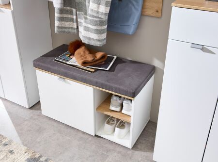 Pedsov nbytek BONO white_ detail lavice s poltem na sezen_ obr. 4