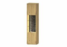 Nábytek do obývacího pokoje ALGARVE_ vitrína 46 16 HH 01_ rozměry š/v/h_ 50/206/41 cm_ volitelné LED osvětlení_ šikmý pohled_ vyobrazení s dekoracemi_ obr. 4