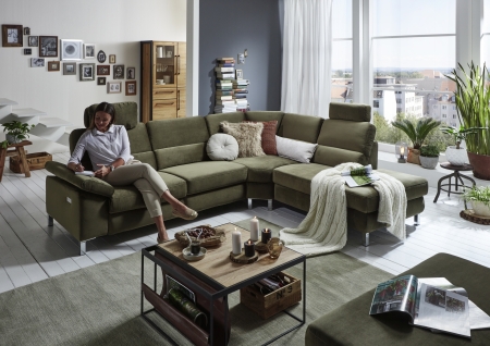 Sedac souprava SAMANTHA 1002_sestava 1,5med.-1,5med.-SegE-1AR_v ltce Velvet oliv_obr. 37