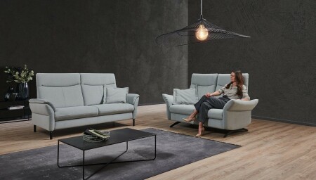 Sedací souprava SEVILLA 3620_ sestava 3sed + 1,5sed medium s podr. vlevo + 1,5sed medium s podr. vpravo_ v látce Easy Care light blue_  obr. 12
