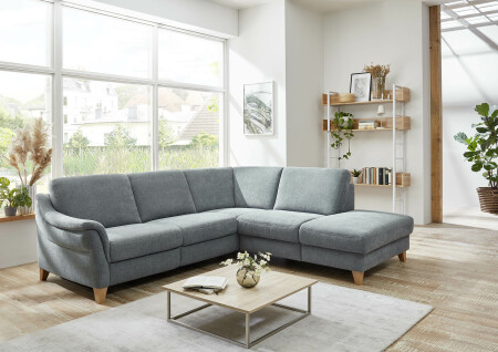 Sedací souprava SHANNON_ sestava 2,5L- RE- 1XAhoR_ rozměry sestavy zleva 255 x 225 cm_ v látce Milan steel_ obr. 12